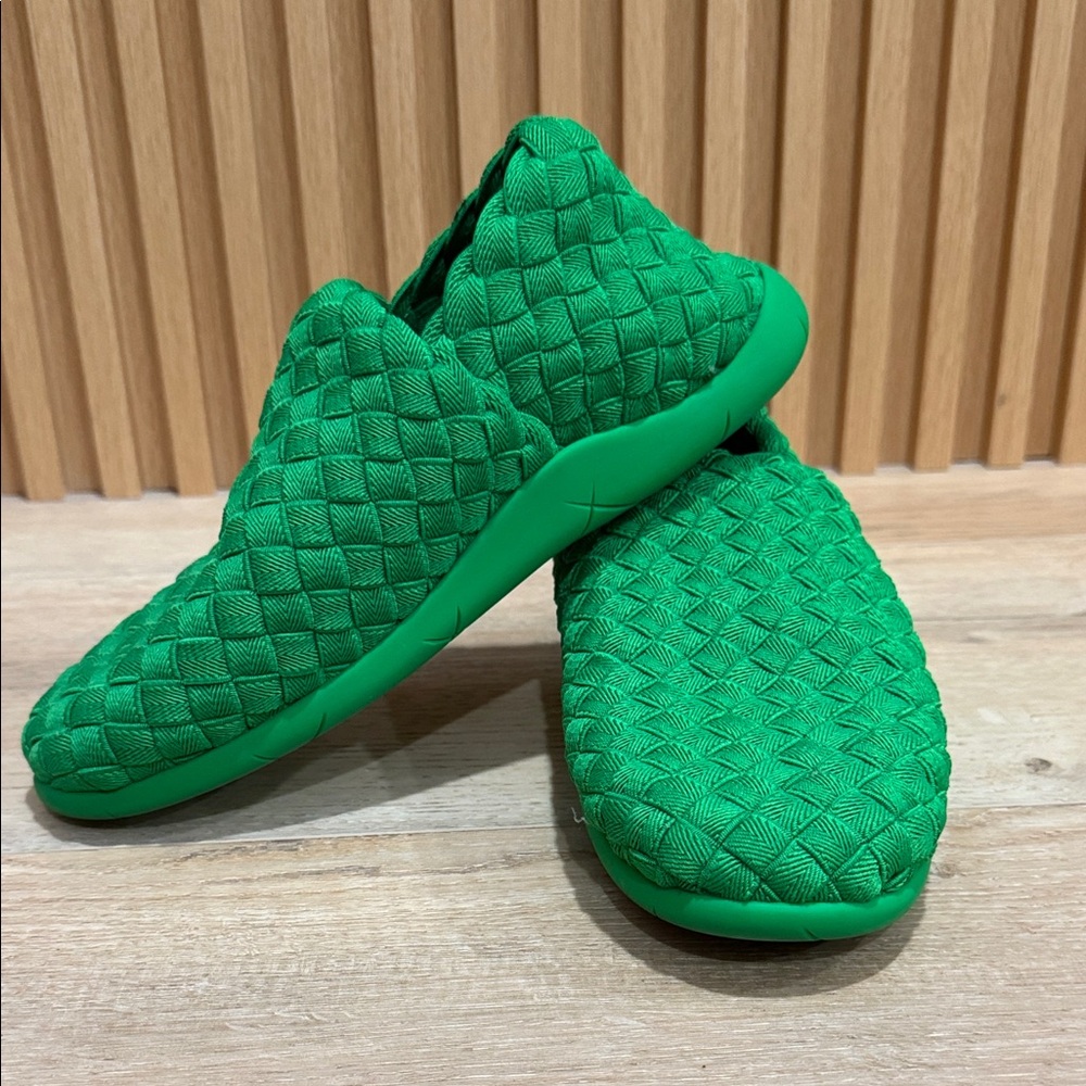 Bottega Veneta Green Intrecciato Quilted Slip-On Loafers - Picture 7 of 13